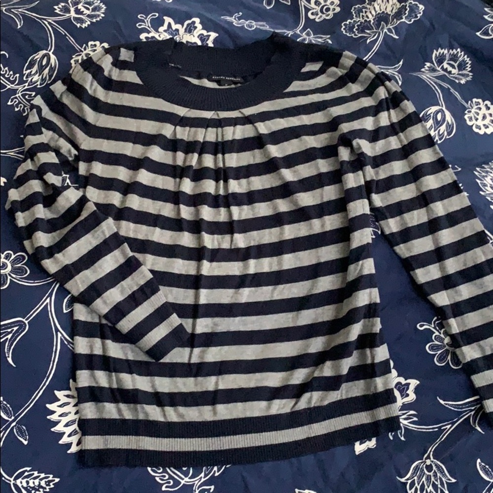 Banana Republic Knit Size M